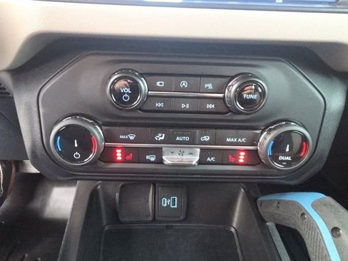 Certified 2022 Ford Bronco Wildtrak image 31