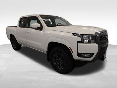 New 2025 Nissan Frontier SV w/ SV Convenience Package