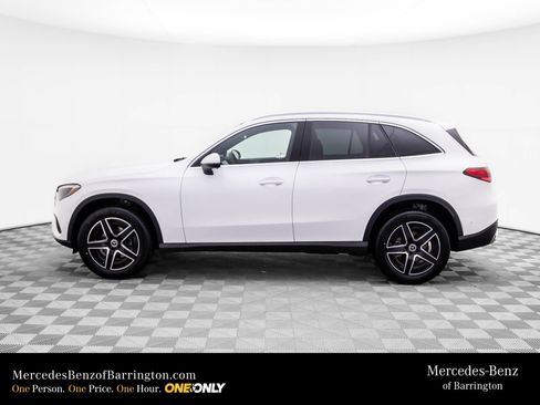 New 2026 Mercedes-Benz GLC 300 4MATIC image 2