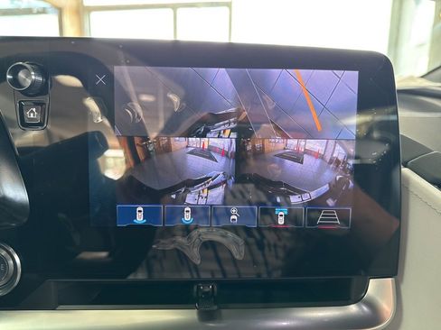 New 2025 Chevrolet Corvette E-Ray image 22