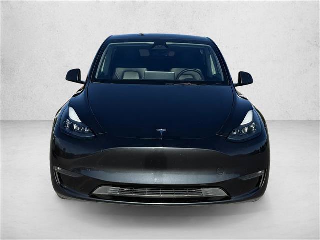 Used 2024 Tesla Model Y Long Range AWD/4WD image 2