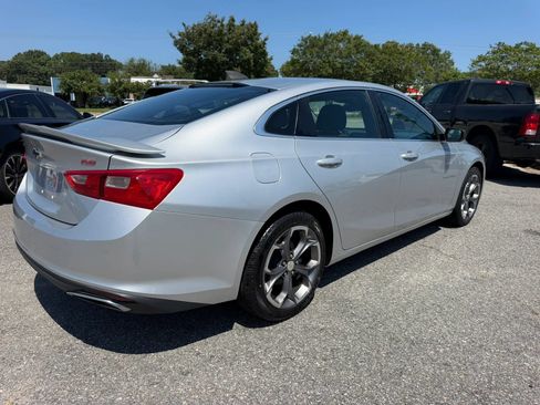 Used 2019 Chevrolet Malibu RS FWD image 5