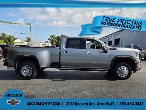 Used 2026 GMC Sierra 3500 Denali Ultimate AWD/4WD image 6