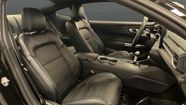 Used 2025 Ford Mustang Premium RWD image 24