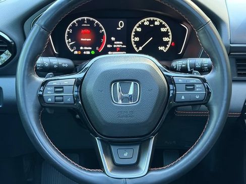 Used 2025 Honda Pilot TrailSport image 15