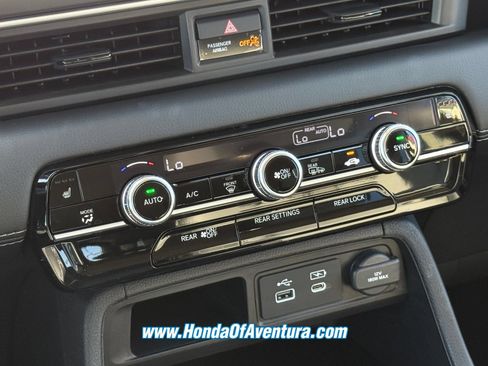 Certified 2025 Honda Pilot EX-L image 23
