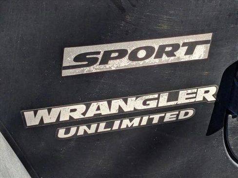 Used 2017 Jeep Wrangler Unlimited Sport w/ Quick Order Package 24S image 8