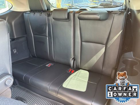 Used 2023 Toyota Highlander XLE image 12