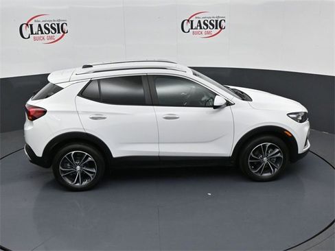 Used 2022 Buick Encore GX Select image 14