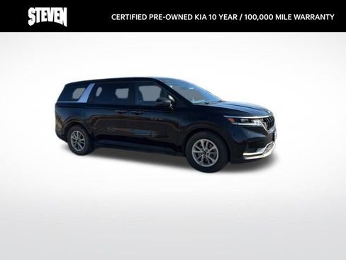 Certified 2024 Kia Carnival LX image 8