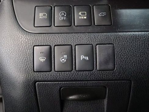 Used 2019 Toyota Highlander Limited Platinum AWD/4WD image 16