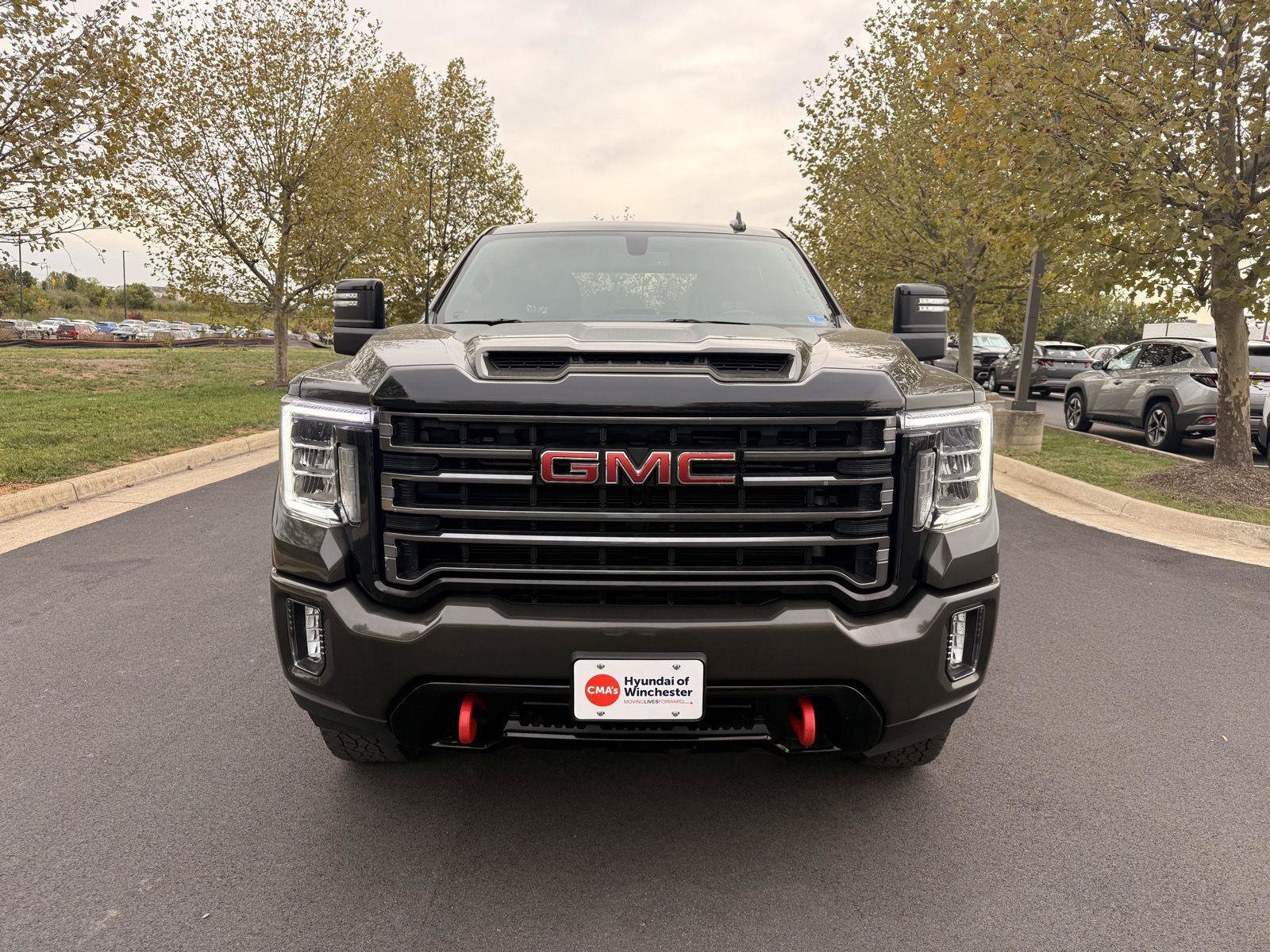 Used 2022 GMC Sierra 2500 AT4 AWD/4WD image 3