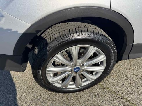 Used 2018 Ford Escape Titanium image 39