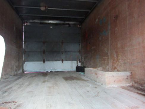 Used 1998 GMC Savana 3500 image 24