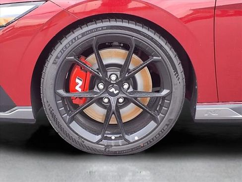 New 2025 Hyundai Elantra N image 11