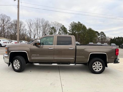 Used 2015 Chevrolet Silverado 2500 LTZ w/ Duramax Plus Package image 7