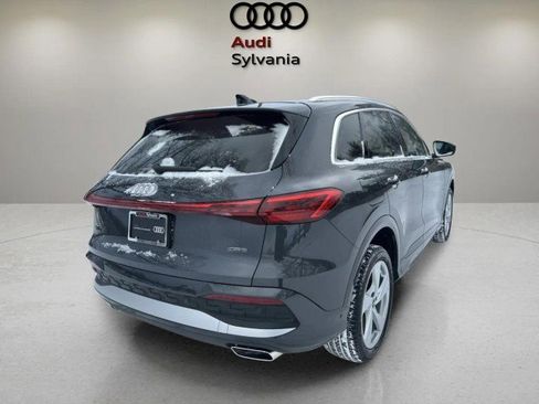 Certified 2025 Audi Q5 Premium Plus w/ Premium Plus image 8