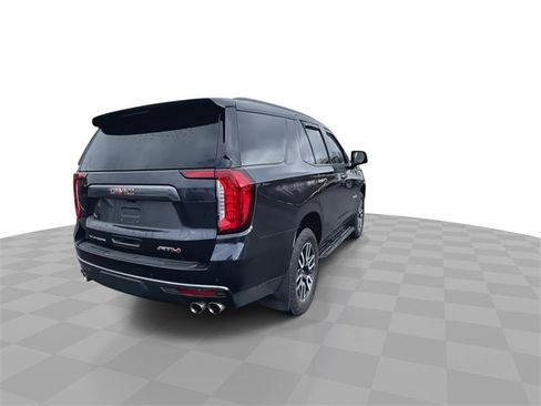 Used 2023 GMC Yukon AT4 w/ Technology Package image 8