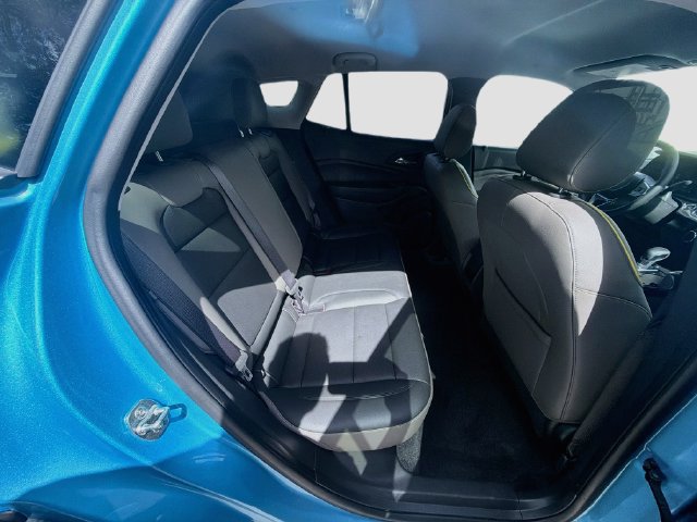 Used 2025 Chevrolet Trax ACTIV w/ Driver Confidence Package FWD image 26
