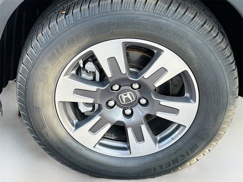 Used 2023 Honda Ridgeline RTL-E image 32