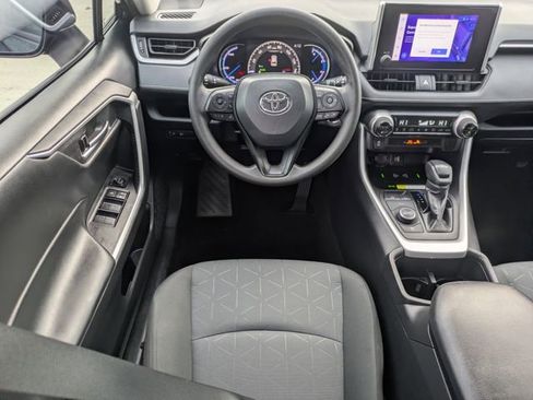 Used 2024 Toyota RAV4 AWD Hybrid image 12