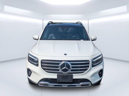 Used 2025 Mercedes-Benz GLB 250 image 8