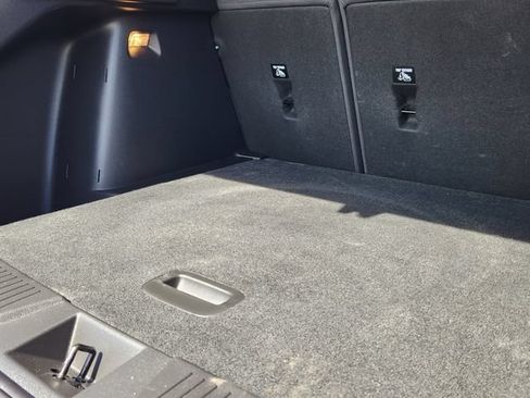 Certified 2024 Chevrolet Trax LS FWD image 31