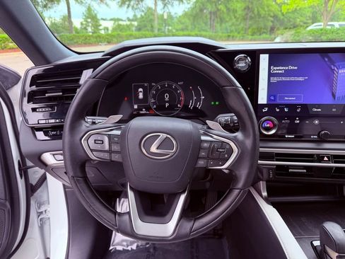 Used 2024 Lexus RX 350 Premium w/ Accessory Package (Z1) FWD image 20