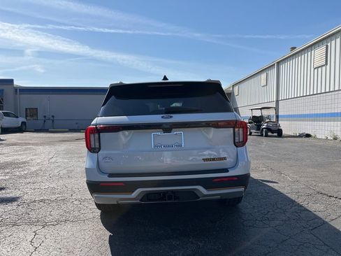 New 2026 Ford Explorer Tremor image 4