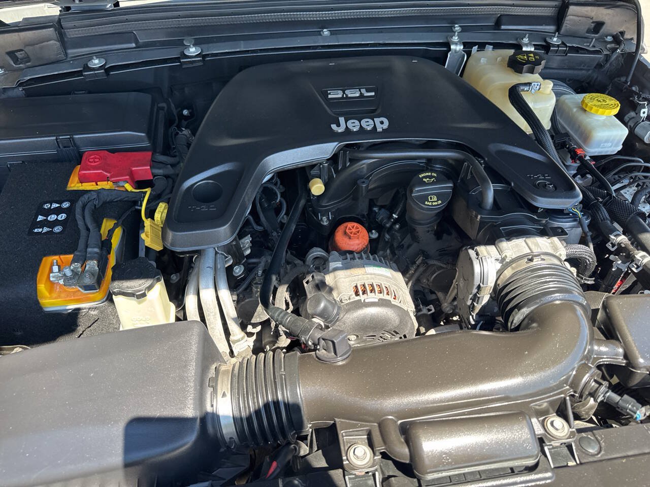 Used 2019 Jeep Wrangler Unlimited Sport S AWD/4WD image 30