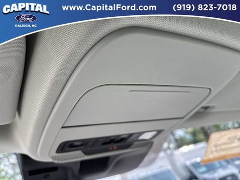 Certified 2025 Ford Expedition Max Platinum w/ Driver's Package AWD/4WD image 33