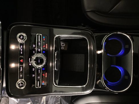 Used 2022 Lincoln Nautilus Reserve image 26