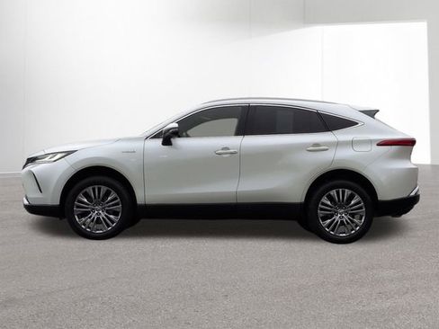 Certified 2021 Toyota Venza Limited w/ Advanced Technology Package AWD/4WD image 8