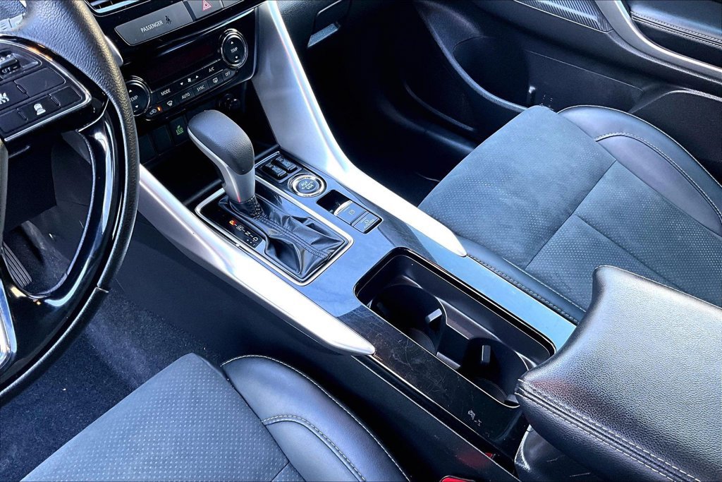 Used 2025 Mitsubishi Eclipse Cross SE AWD/4WD image 15