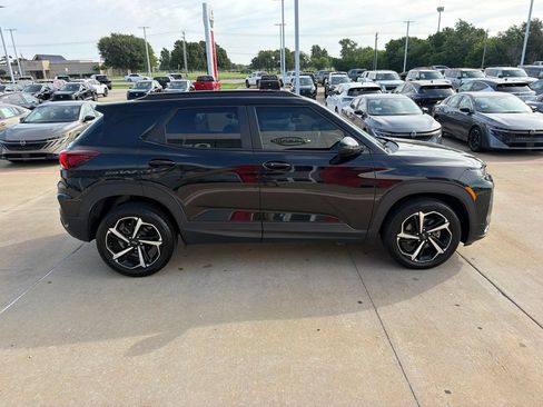 Used 2022 Chevrolet TrailBlazer RS FWD image 6