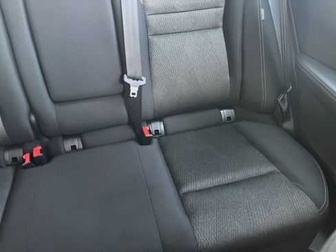 Used 2025 Nissan Rogue SV FWD image 34