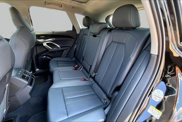 New 2026 Audi Q5 Premium Plus AWD/4WD image 28