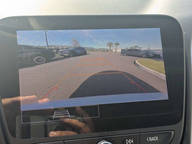 Used 2025 Chevrolet Malibu LT FWD image 20