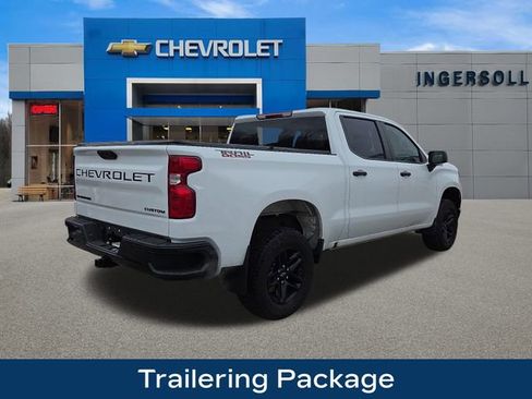 Used 2022 Chevrolet Silverado 1500 Custom Trail Boss w/ LPO, Dark Essentials Package image 9