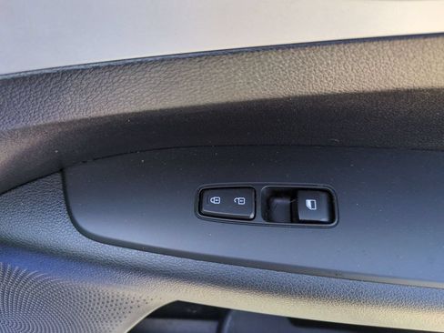Used 2023 Kia Forte LXS FWD image 32