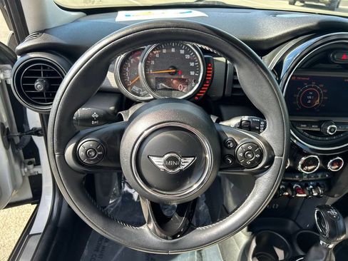 Used 2015 MINI Cooper 4-Door Hardtop FWD image 20