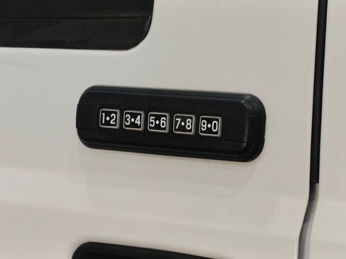 Used 2004 Ford F250 XLT AWD/4WD image 35