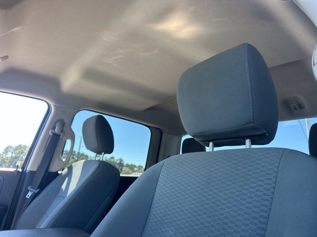 Used 2018 RAM 1500 Express w/ Express Value Package RWD image 14