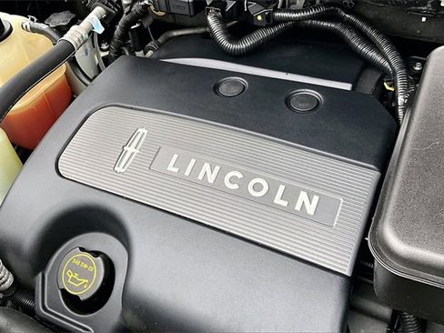 Used 2014 Lincoln MKX FWD w/ Equipment Group 102A image 34