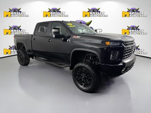 Used 2021 Chevrolet Silverado 2500 LTZ w/ LTZ Plus Package image 3