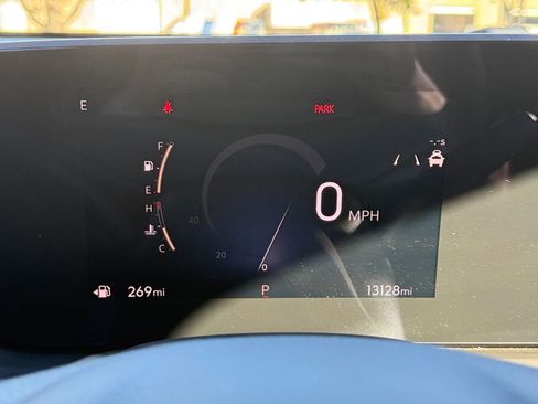 Used 2025 Buick Encore GX Preferred image 40