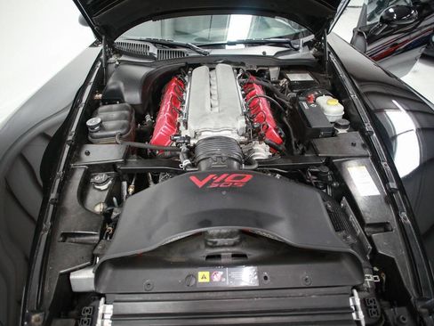 Used 2004 Dodge Viper SRT-10 RWD image 13