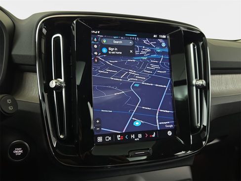 Used 2023 Volvo XC40 B5 Ultimate w/ Protection Package Premier image 25