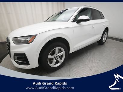 Used 2023 Audi Q5 Premium w/ Convenience Package