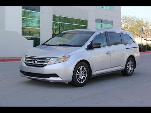 Used 2011 Honda Odyssey EX image 1
